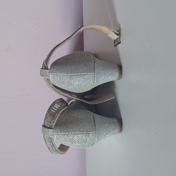 Size 5 1/2 Sparkling Silver Strapped Heels - Picture 4 of 4